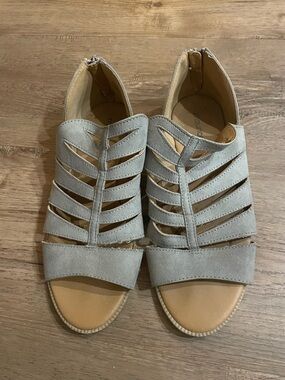 Maurices Light Gray Strappy Cutout Sandals